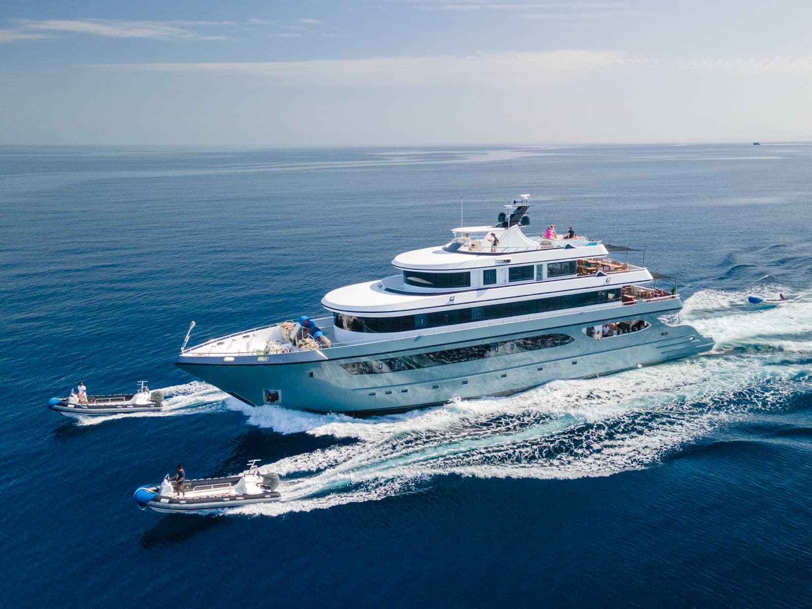 4 Hour Yacht Rental in Hurghada